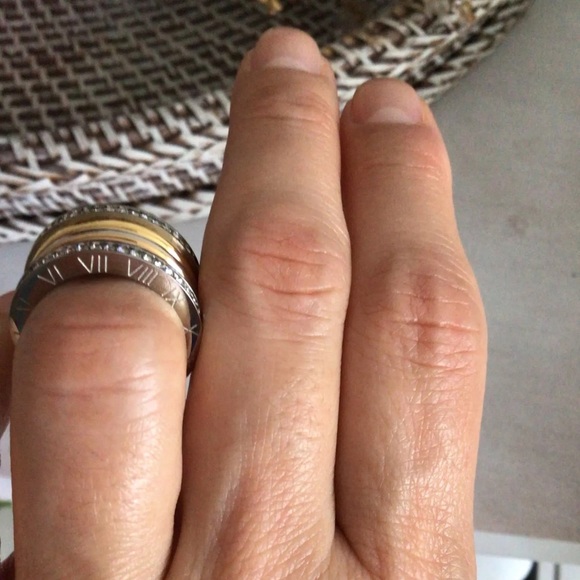 Roman Numeral Swarovski Crystals Stuck Up Eternity Gold Silver Rose Gold Ring - Picture 16 of 16